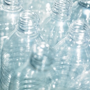 Usado em embalagens plásticas, o BPA já foi associado a doenças como diabetes e câncer