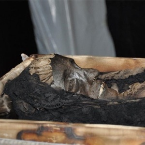 Corpo mumificado da imperatriz Amélia de Leuchetenberg, segunda mulher de d. Pedro 1º