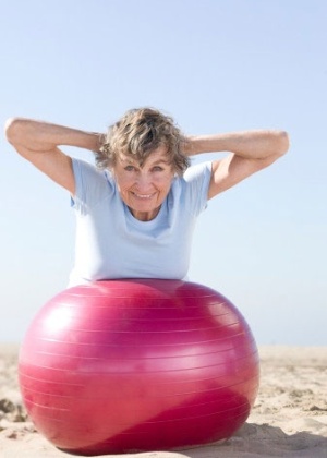 O estudo mostra que exercitar-se nunca é tarde para envelhecer em forma e com saúde - Getty Images