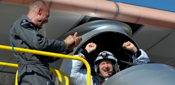 Avião Solar Impulse pousa na Suíça - EFE/Dominic Favre