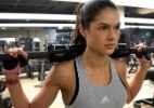 Modelo Laila Salomão mostra treino para tonificar os músculos sem ganhar volume - Rodrigo Niemeyer/UOL